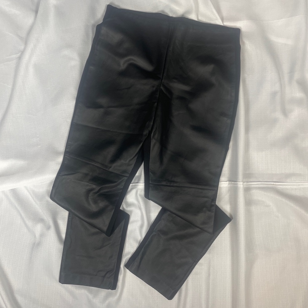 Chicos Faux Leather front pant